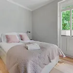 Grand - In Close To The Monte Cassino Street