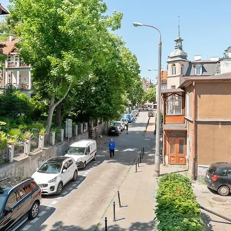 Grand - In Close To The Monte Cassino Street Lägenhet
